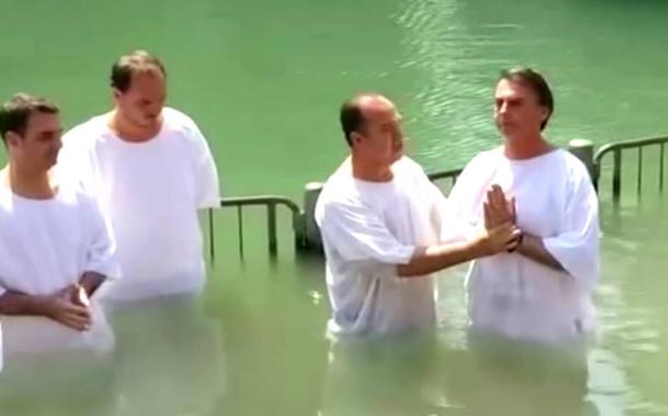 Pastor Everaldo batiza Bolsonaro