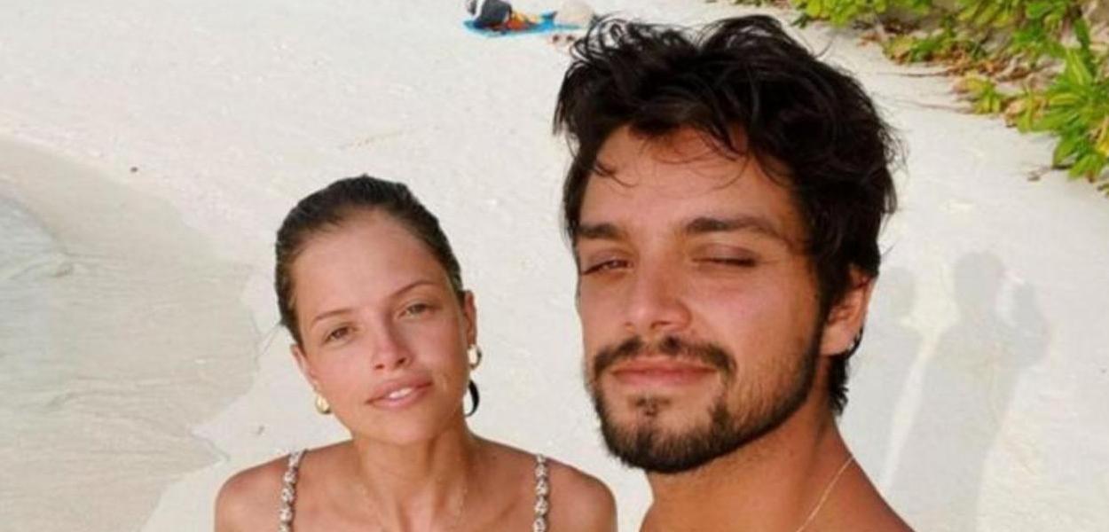 Agatha Moreira e Rodrigo Simas