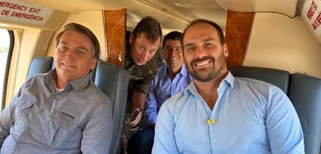 Jair Bolsonaro, Josué Valandro e Eduardo Bolsonaro