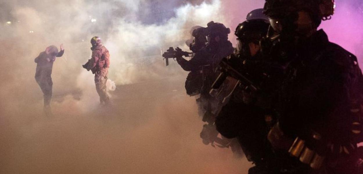 Repressão nos EUA contra antifas
