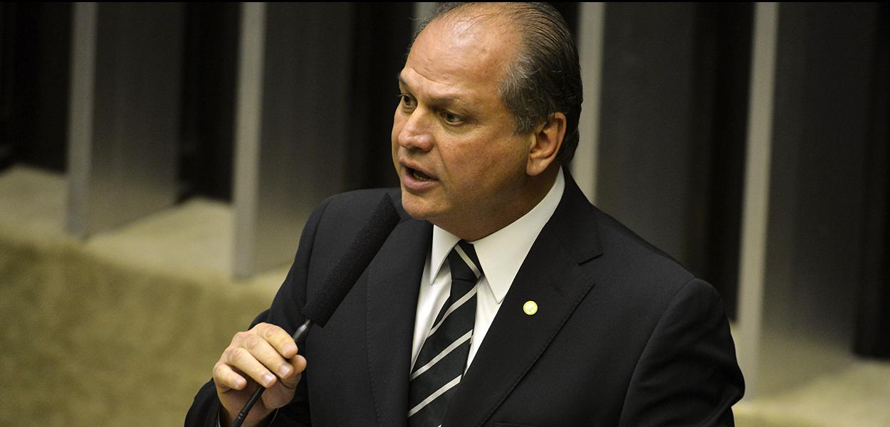 Deputado Ricardo Barros durante sessão de votação para presidente da Câmara dos Deputados.