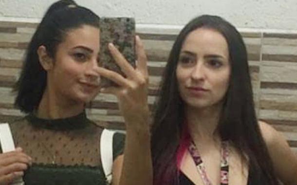 Bruna Vellasquez, de 18 anos, e Monique Almeida, de 19 anos