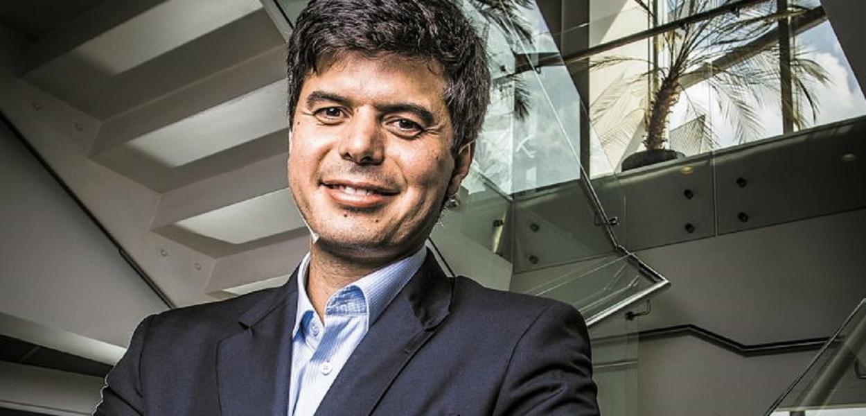 Frederico Trajando defende contratação só de negros