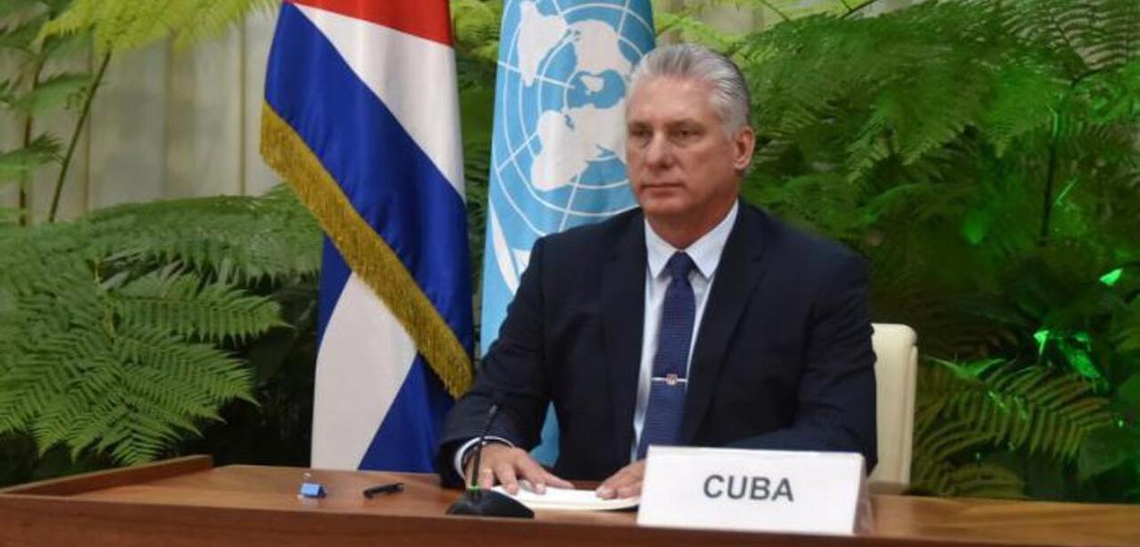 O presidente de Cuba Miguel Díaz-Canel
