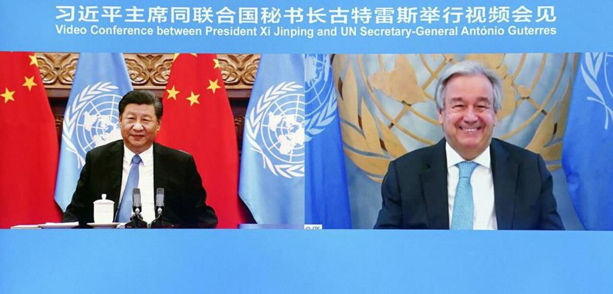 Xi Jinping e António Guterres em videoconferência, em setembro de 2020,