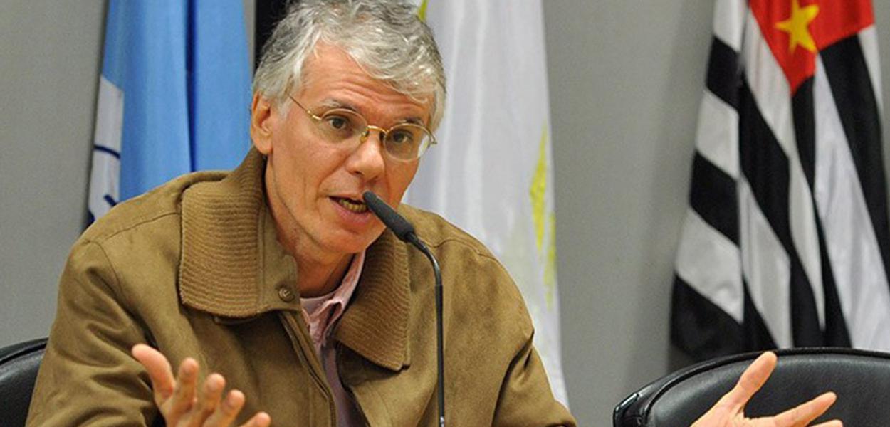 João Sicsú
