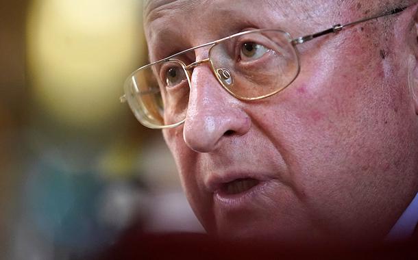 Alexander Gintsburg, diretor do Gamaleya, fala durante entrevista à Reuters 24/09/2020