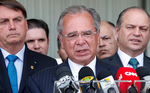 Ministro da Economia, Paulo Guedes, durante coletiva de imprensa após reunião. 28 de setembro de 2020