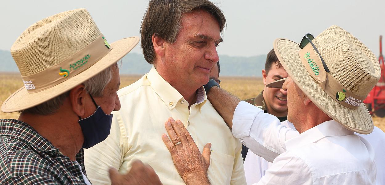 Ruralistas com Bolsonaro no Lançamento Simbólico do Plantio de Soja