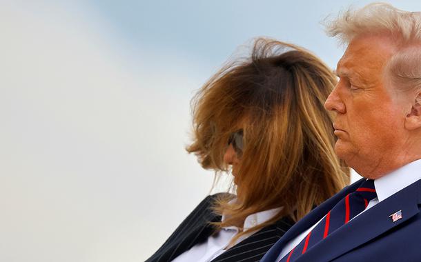 Presidente dos EUA, Donald Trump, ao lado da primeira-dama norte-americana, Melania, em Cleveland 29/09/2020