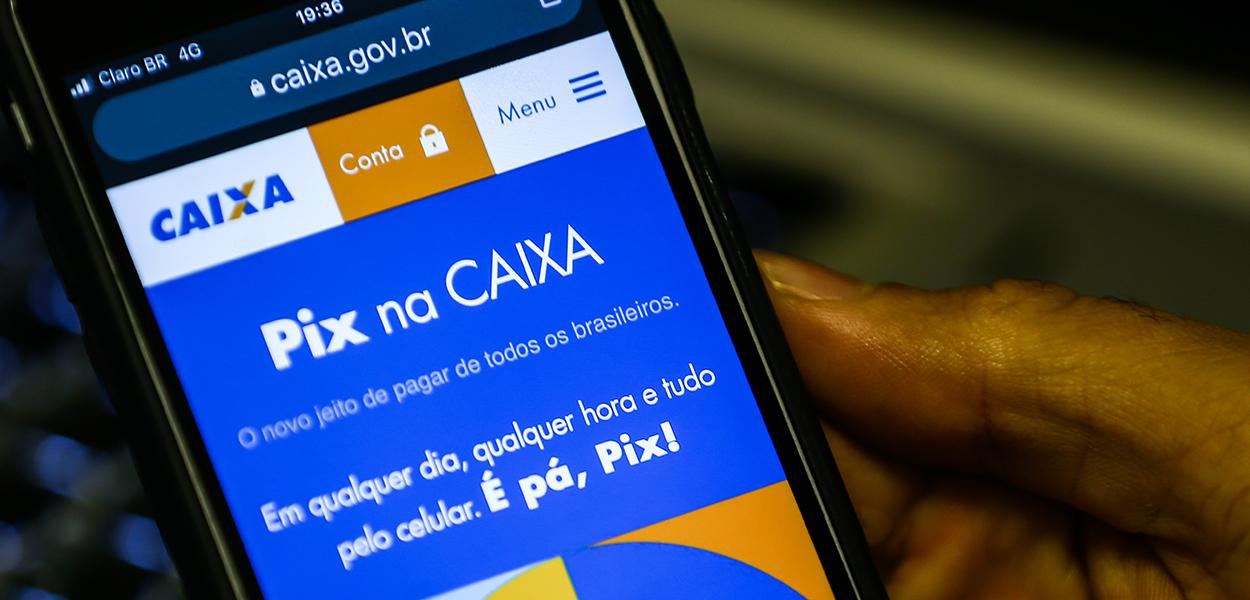 Aplicativo Pix é um novo jeito de fazer pagamentos, transferências e receber dinheiro desenvolvido pelo Banco Central
