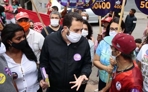 Guilherme Boulos em campanha à Prefeitura de SP