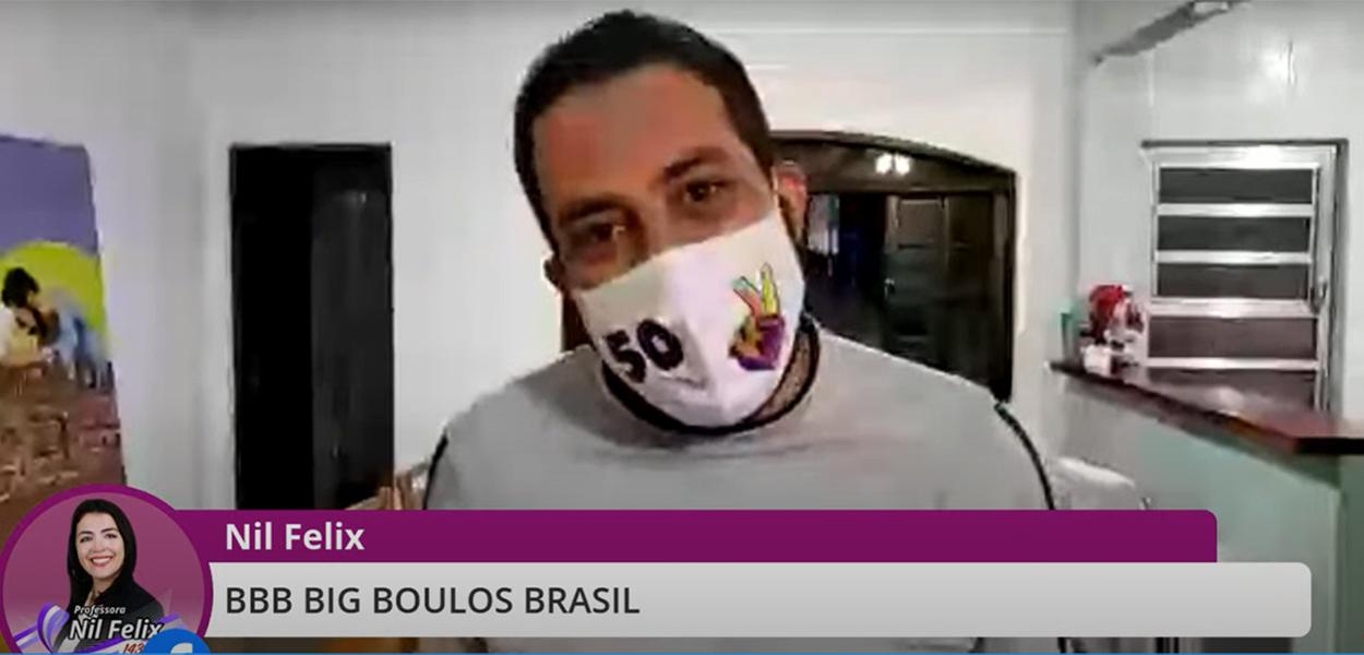 Guilherme Boulos em live