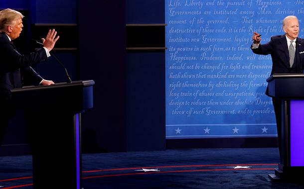 Donald Trump e Joe Biden durante debate em Cleveland 29/09/2020