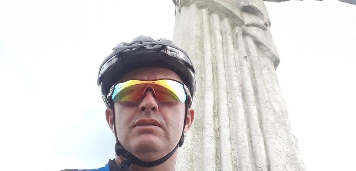 Romeiro é morto atropelado na via Dutra e motorista foge