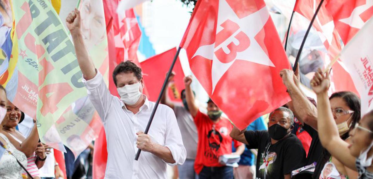 Jilmar Tatto (PT) candidato a prefeitura de São Paulo durante a Carreata na região de Jabaquara e Vila Santa Catarina. 20 de outubro de 2020