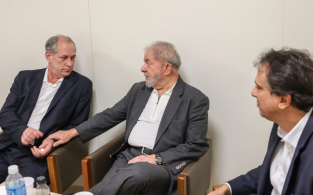 Ex-presidente Lula recebe vista de Ciro Gomes e do governador do Ceará, Camilo Santana (PT-CE), no hospital Sírio-Libanês, onde está internada a ex-primeira-dama Marisa Letícia 03/02/2017 - São Paulo- SP