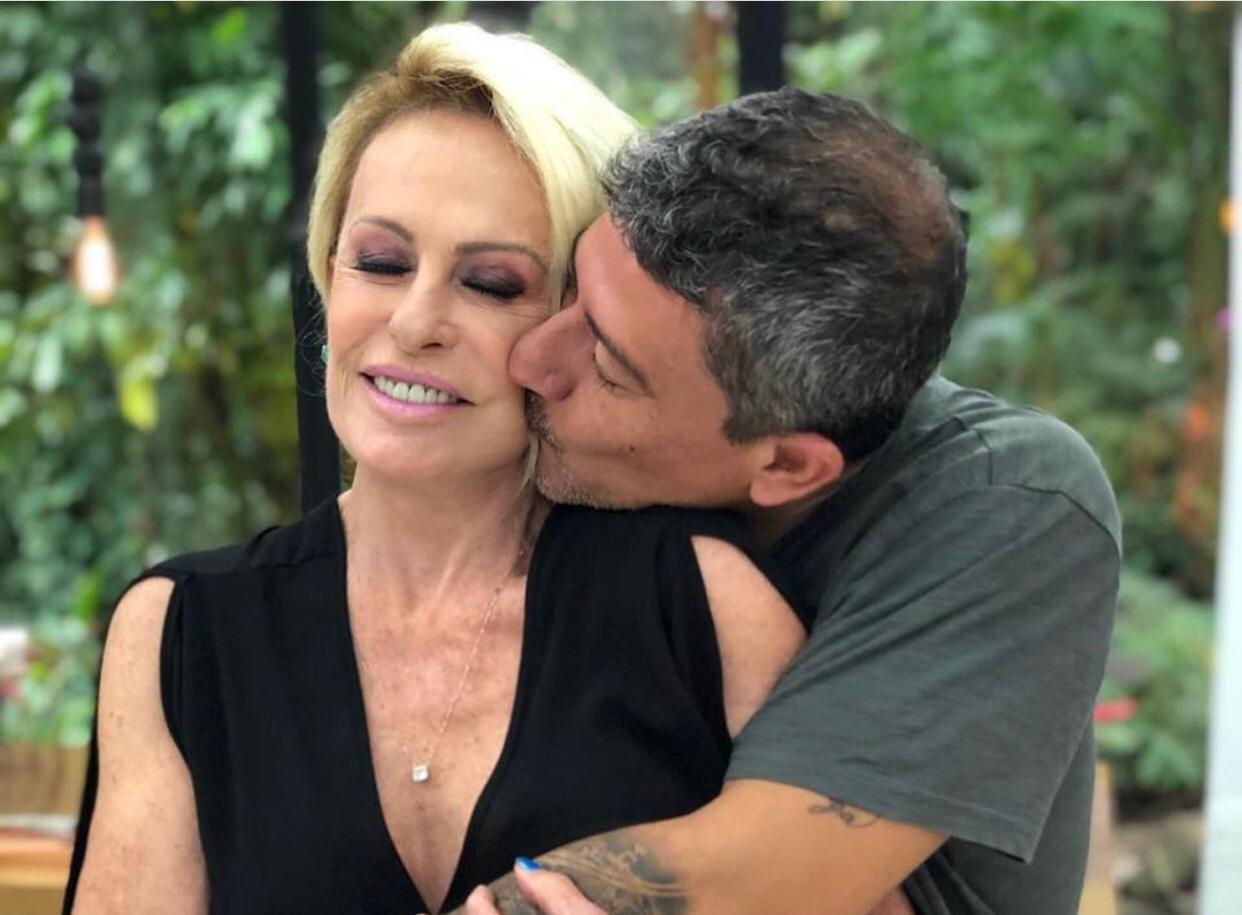 Ana Maria Braga e Tom Veiga, que faz o Louro José