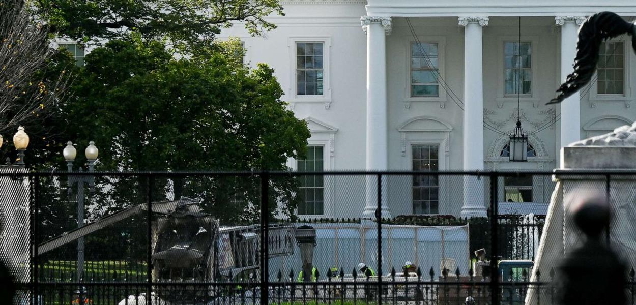 Casa Branca é cercada por grades e tem segurança reforçada no dia das eleições presidenciais