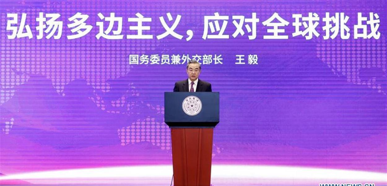 O chanceler chinês, Wang Yi