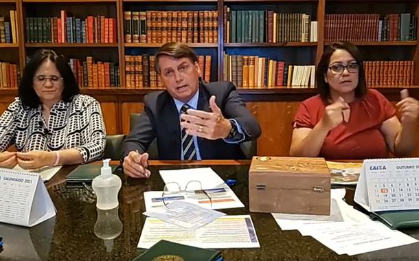Bolsonaro em live no Facebook