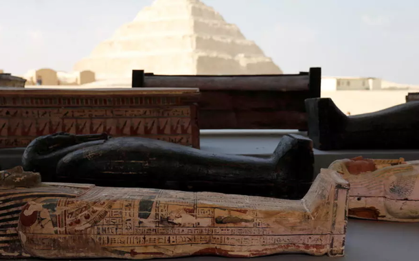 "Saqqara ainda não revelou tudo o que contém. É um tesouro", disse Khaled el-Enani, ministro egípcio de Turismo e Antiguidades