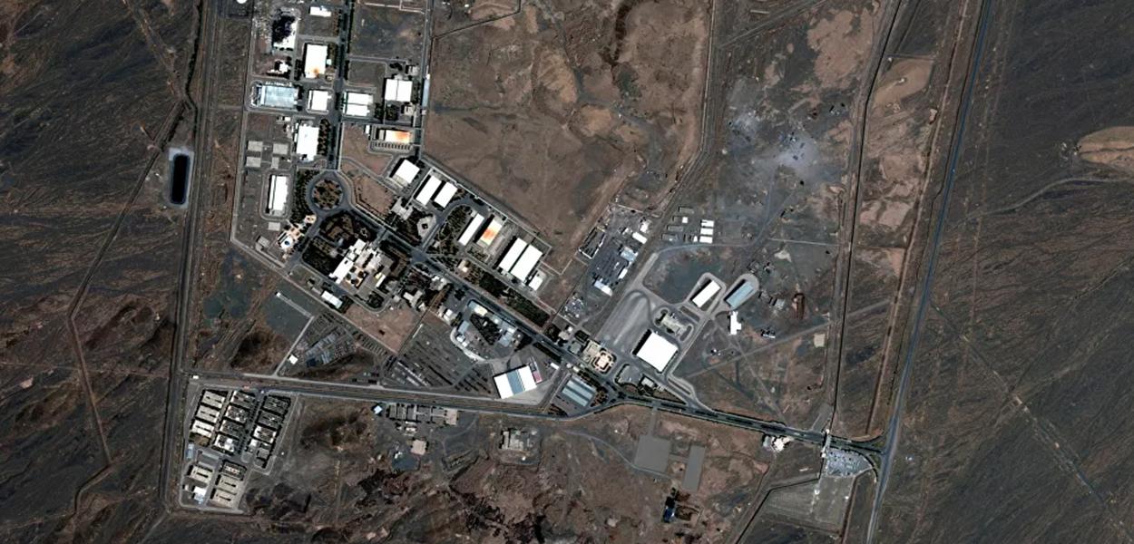 Vista aérea da usina nuclear de Natanz