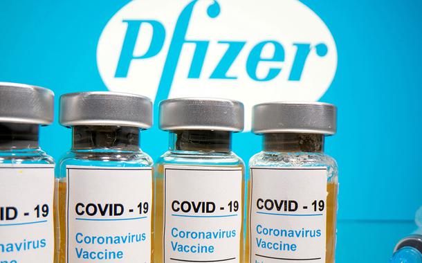 Foto de ilustração de vacina da Pfizer. 31/10/2020