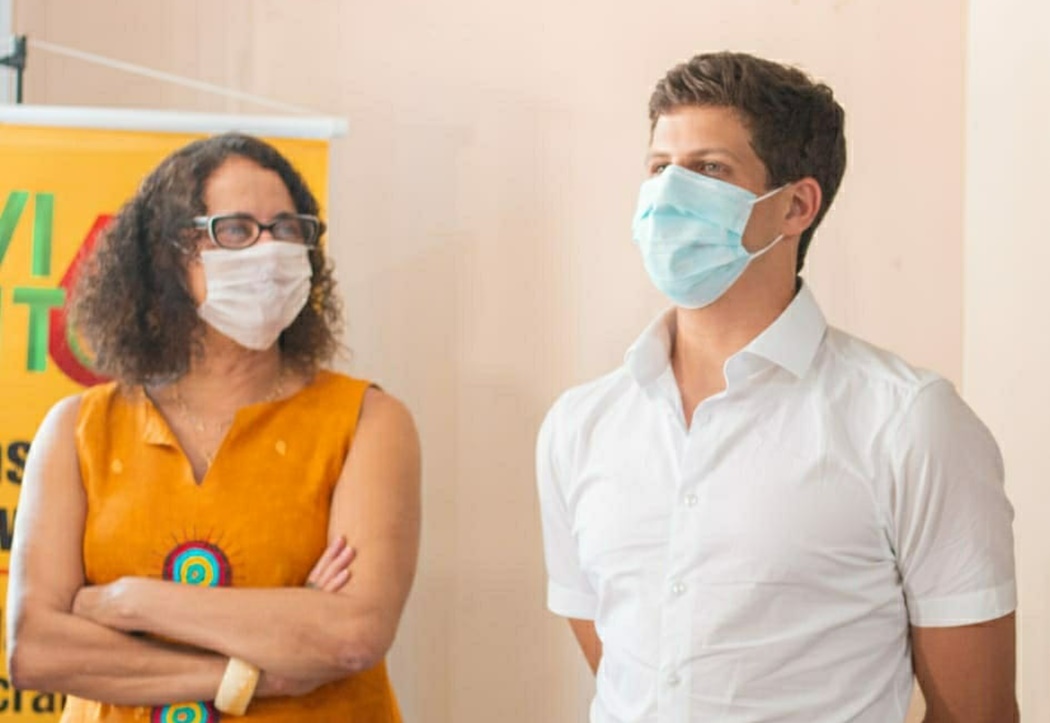 Luciana Santos e João Campos