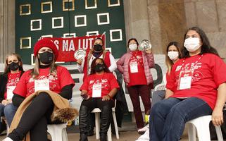 Professores em greve de fome no Paraná