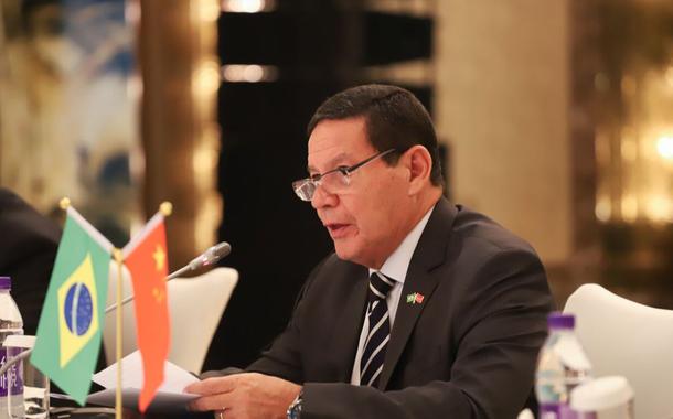 O vice-presidente Hamilton Mourão em visita à China, em maio de 2019