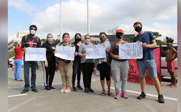 Trabalhadores da Educação protestam contra edital PSS com prova