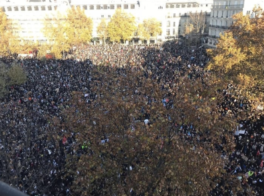 Protesto na França contra o racismo; Reprodução/Instagram/Philippe Viot