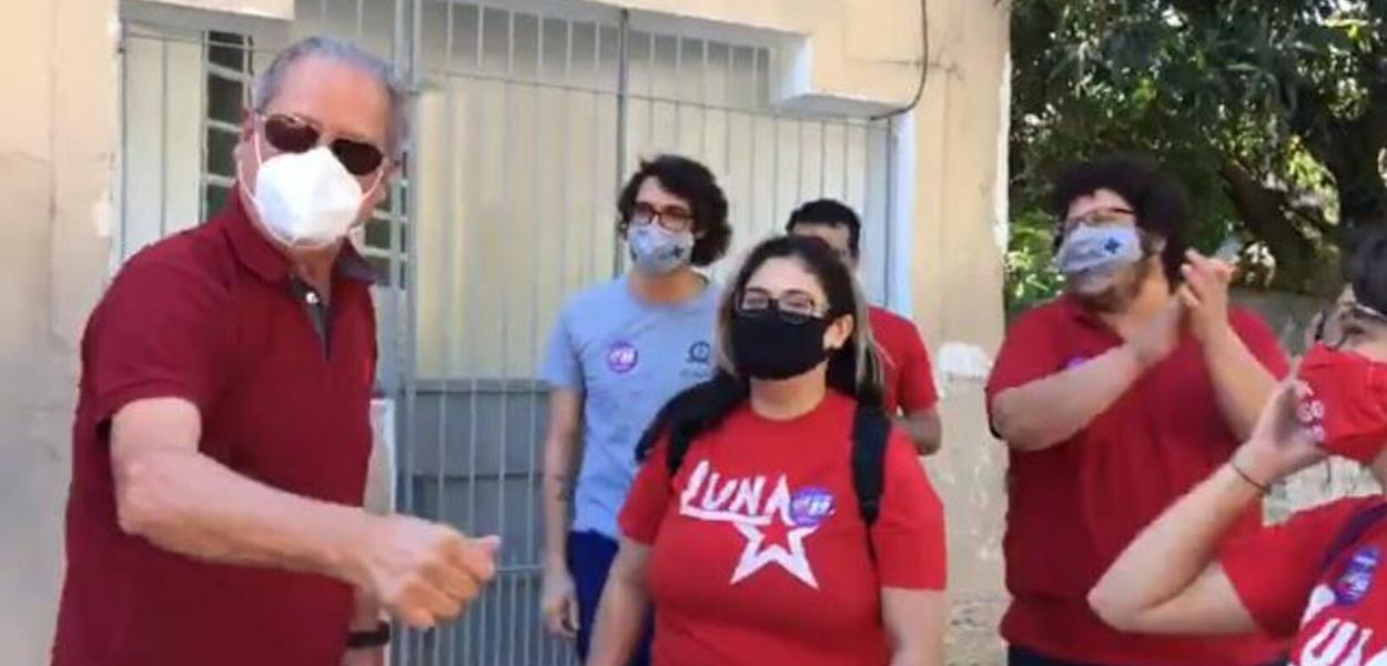 José Dirceu vota neste domingo (29.nov.2020)