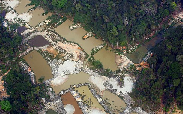 Garimpo ilegal na Terra Indígena Munduruku, município de Jacareacanga.