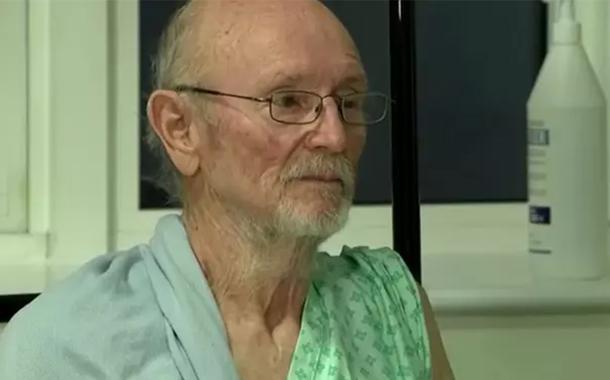 William Shakespeare recebe vacina no Reino Unido