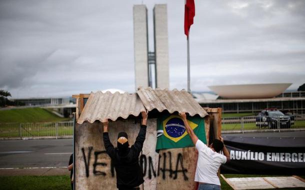 Ativistas do Rio de Paz durante protesto em frente ao Congresso Nacional 09/12/2020