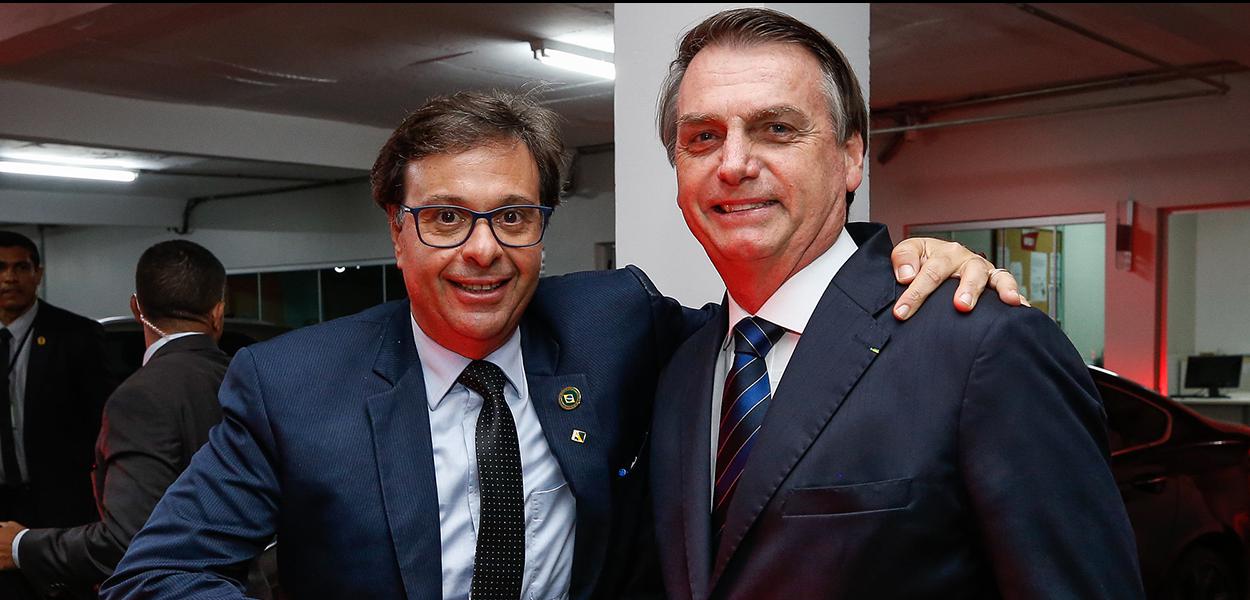 Presidente da República Jair Bolsonaro cumprimenta o novo presidente da Embratur (Instituto Brasileiro de Turismo), Sr. Gilson Machado Neto. 29/05/2019