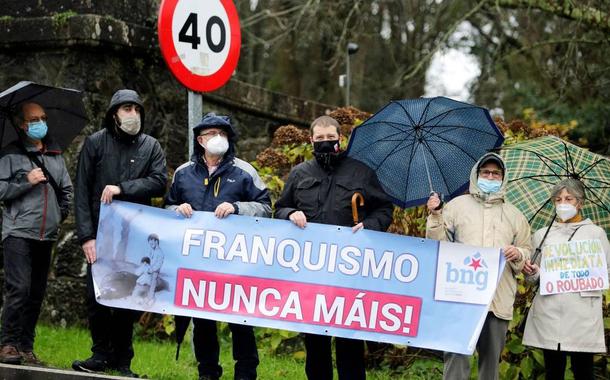 "Franquismo nunca mais!"