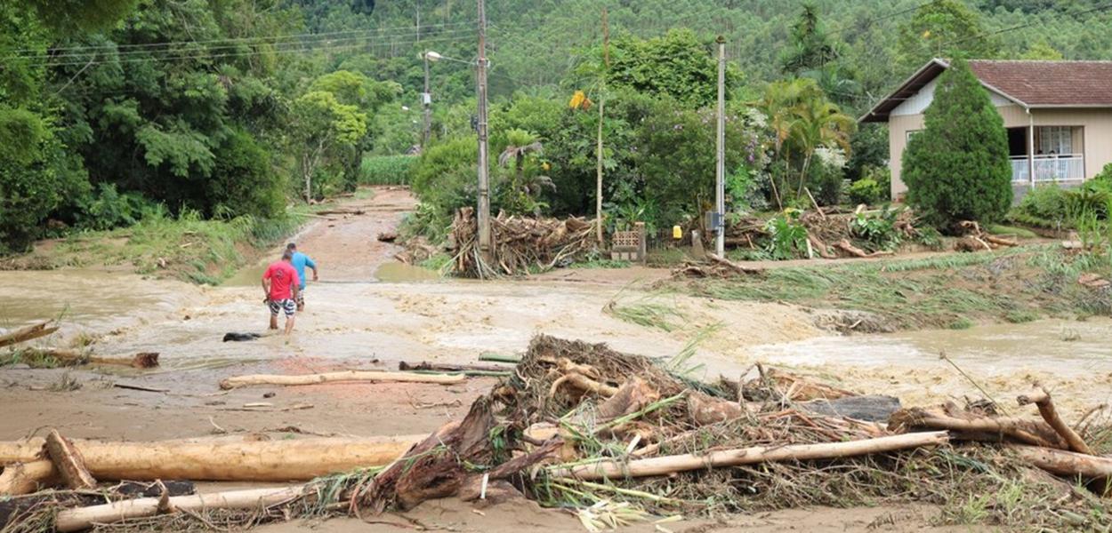 Temporal causa estragos em Ibirama