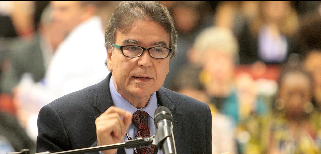 Ex-ministro da Saúde, José Gomes Temporão