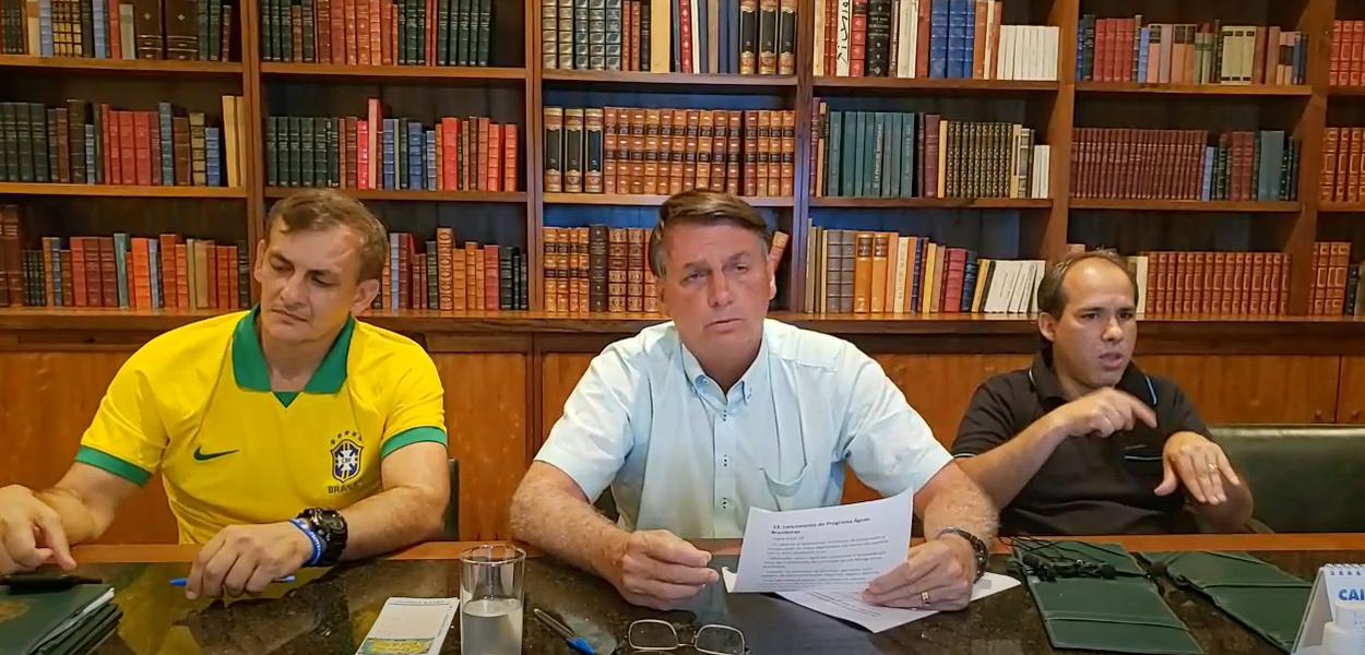 Jair Bolsonaro em live