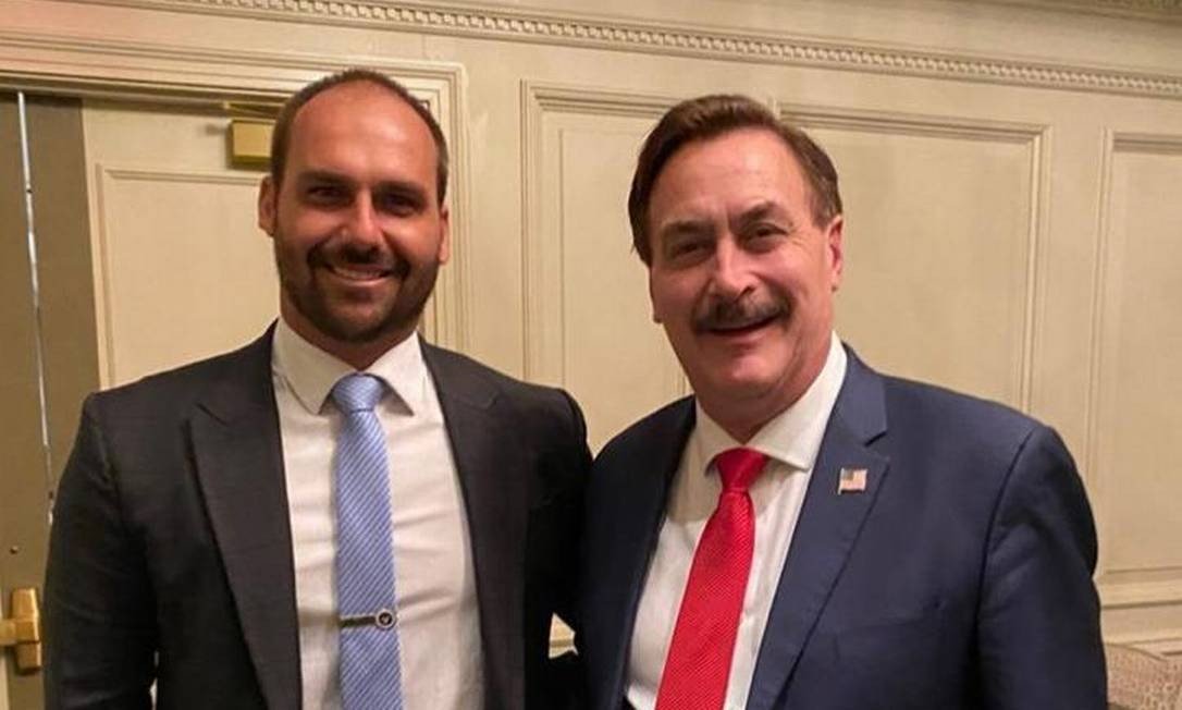 Eduardo Bolsonaro e Michael Lindell