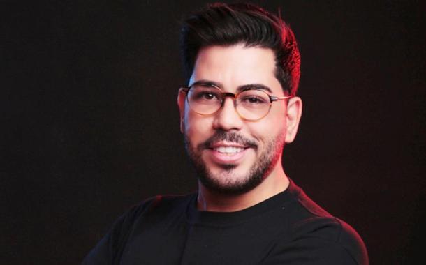 Jornalista e produtor cultural Raphael Acioli