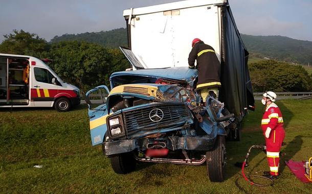 Acidente deixa um morto na Rodovia Bandeirantes em Jundiaí (SP)