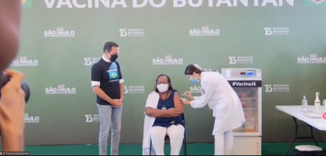 João Doria e a enfermeira Monica Calazans