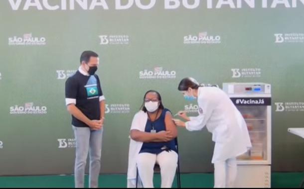 João Doria e a enfermeira Monica Calazans