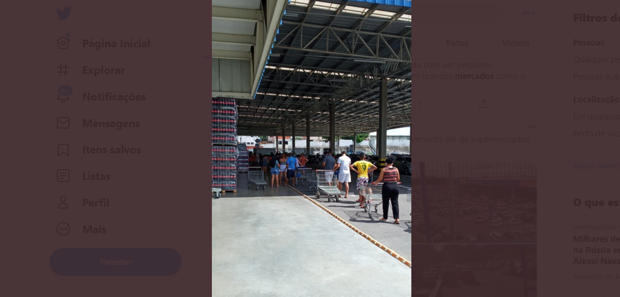 Supermercados lotados em Manaus