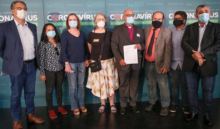 O pedido de impeachment é a primeira movimentação coordenada de líderes religiosos contra Bolsonaro