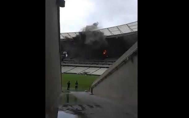 Fogo começou em uma cabine de rádio na Arena Castelão